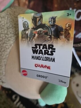 Star Wars The Mandalorian Grogu Plush Tag - Green & Tan